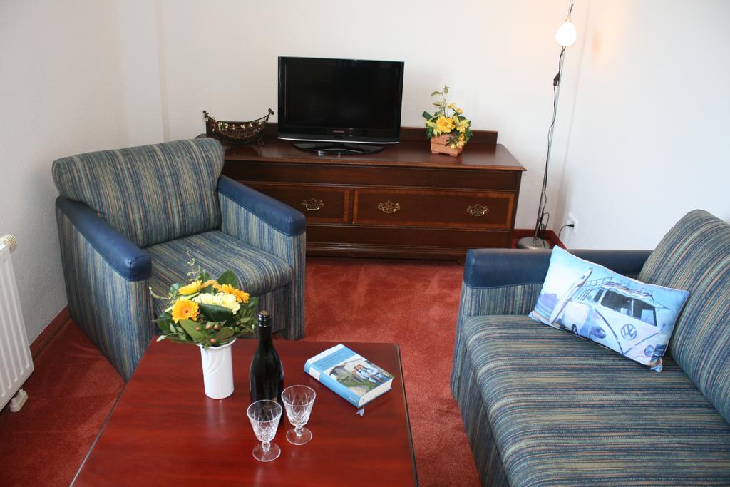 Garni Eden Hotels Villa Dora Heringsdorf  Buitenkant foto